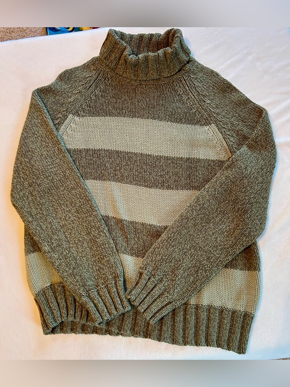 Liz Claiborne Olive and Lt Sage Striped Turtleneck Sweater Sz L